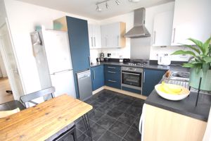 Kitchen- click for photo gallery